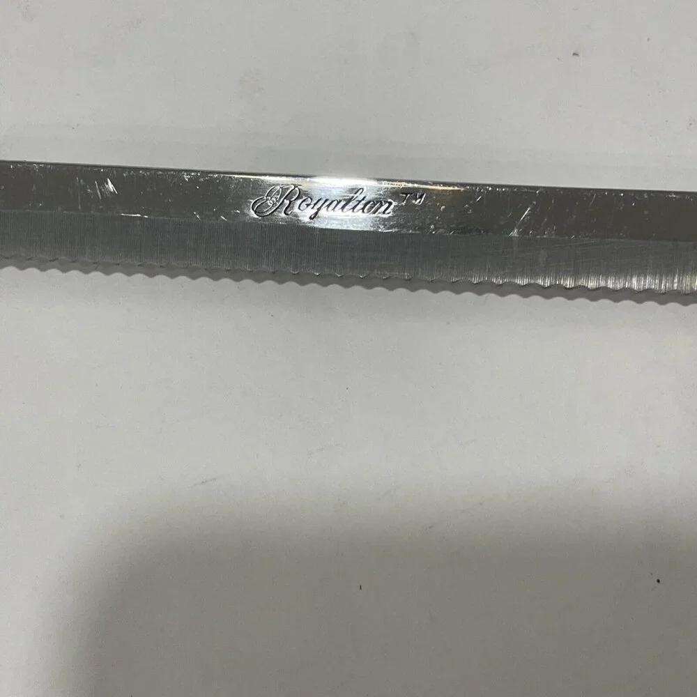 Royalton 8.5” Serrated Blade- Bread Meat Knife‎ Kitchen Utensil Wood Handle